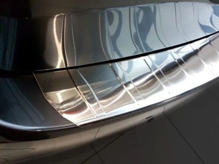 Mazda_6_kombi_2.jpg