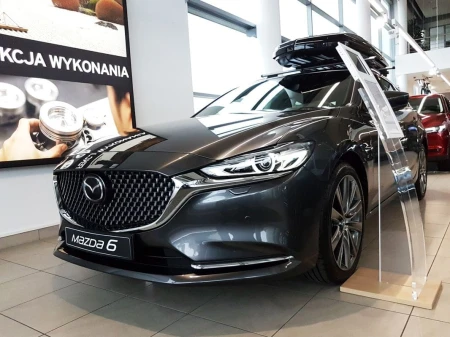 Mazda-6-Kombi-Stal-czarna5.jpg