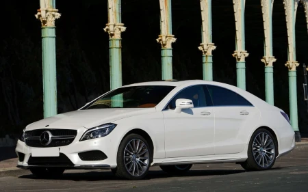 Mercedes-klasa-CLS-C218-Carbon-czarny1.jpg