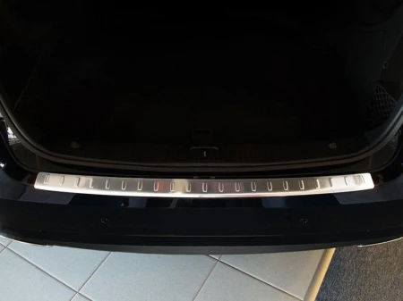 Mercedes-W212-E-klasa3.jpg
