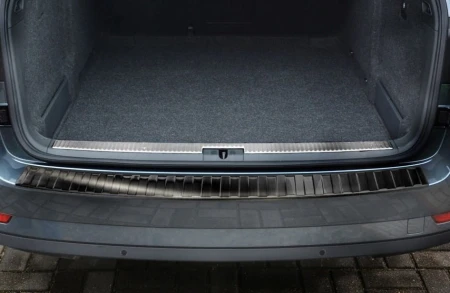 SKODA-SUPERB-3-KOMBI-Czarna3.jpg
