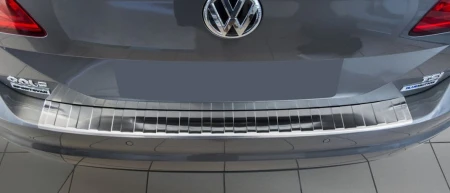 Volkswagen-Golf-Sportsvan2.jpg