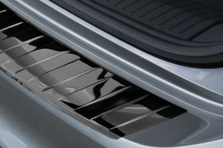 Volkswagen-Tiguan-2-Czarna-Nakladka4.jpg