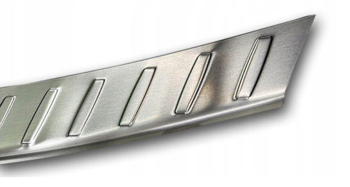 Przejdź do produktu Nakładka na zderzak VW Touareg I FL 2007-2010