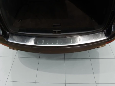 Volkswagen-Touareg-Nakladka2.jpg