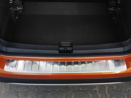 VOLKSWAGEN-T-Cross-5.jpg