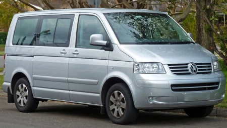 Volkswagen-Transporter-T5-Nakladka-listwa1.jpg