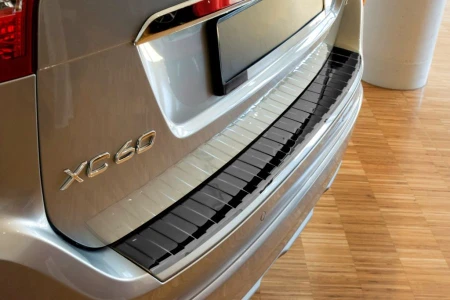 Volvo_XC-60_1.jpg