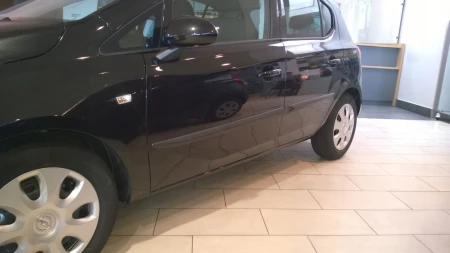 corsa e2.jpg