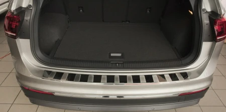 tiguan satin1.jpg
