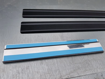 listwy progowe black3.jpg