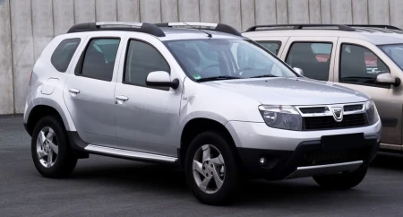 Dacia-Duster-czarna5.jpg