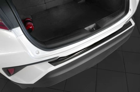 Toyota-CH-R-czarna4.jpg