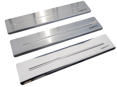 Przejdź do produktu Nakładki progowe Mitsubishi Eclipse Cross 18+ / FL+