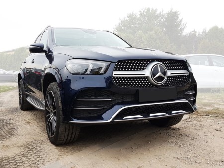 pol_pl_Nakladka-na-zderzak-tylny-do-Mercedes-GLE-2-W167-czarna-1699_3.jpg