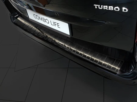 2 45186 Opel Combo Life 4L.jpg