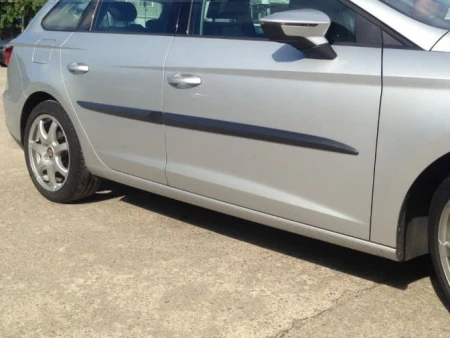 listwy-boczne-seat-leon4.jpg