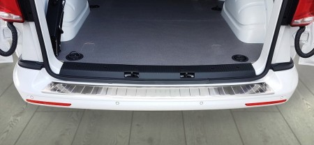 pol_pl_Nakladka-na-zderzak-tylny-do-Volkswagen-Transporter-T6-Stal-1973_6.jpg