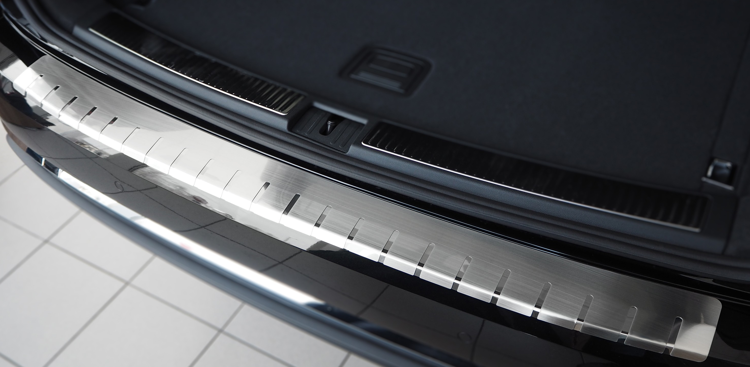 listwa ochronna tył.png