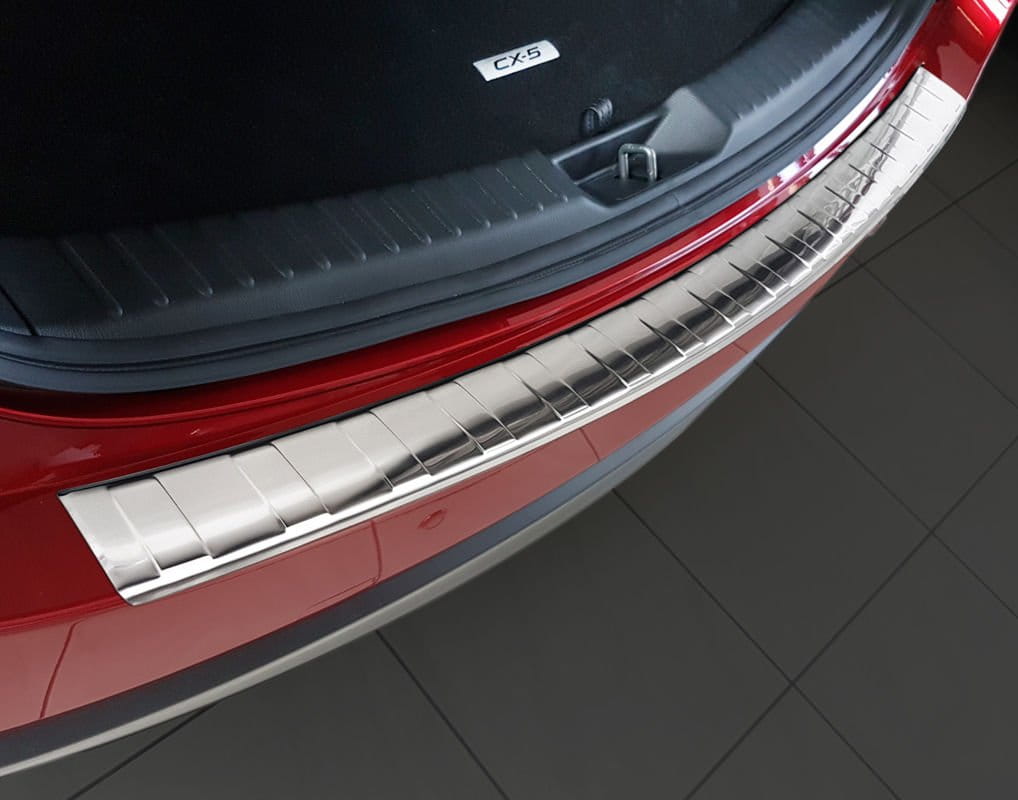 pol_pl_Nakladka-na-zderzak-tylny-do-MAZDA-CX-5-II-Stal-1212_4.jpg