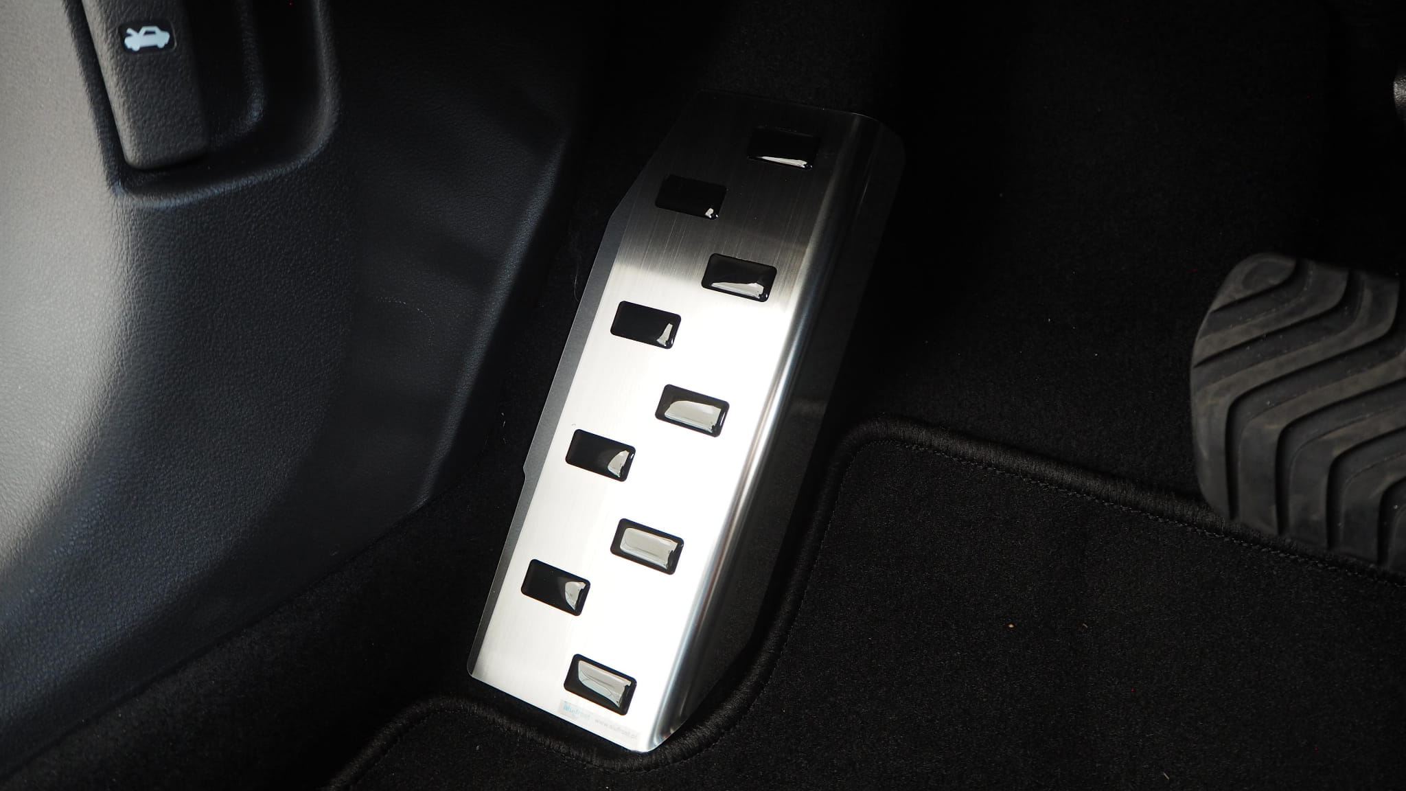 Nissan Juke II_32-4103 (1)-4608x2592.JPG