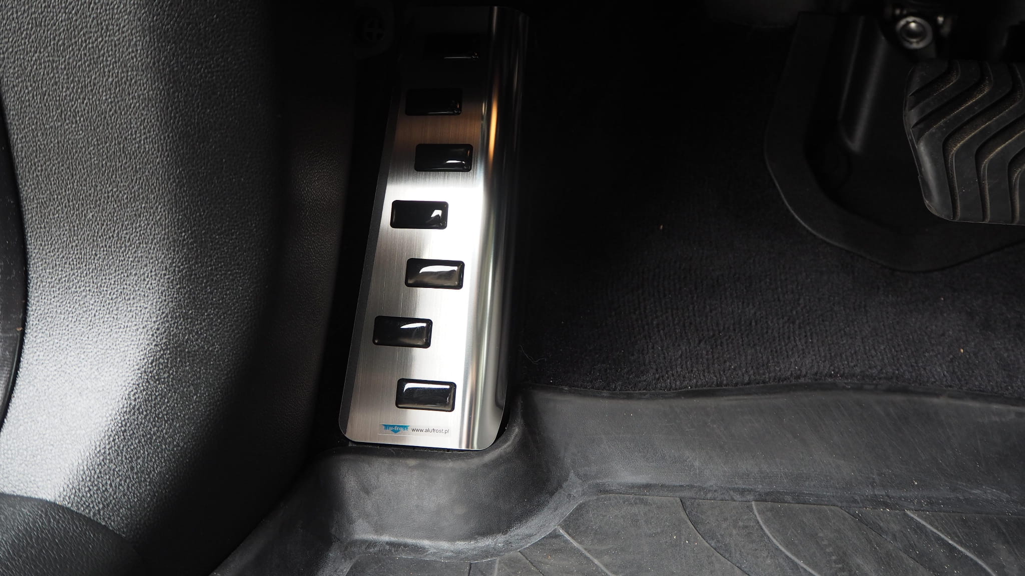 Renault_Koleos_II_32-4080-4608x2592.JPG