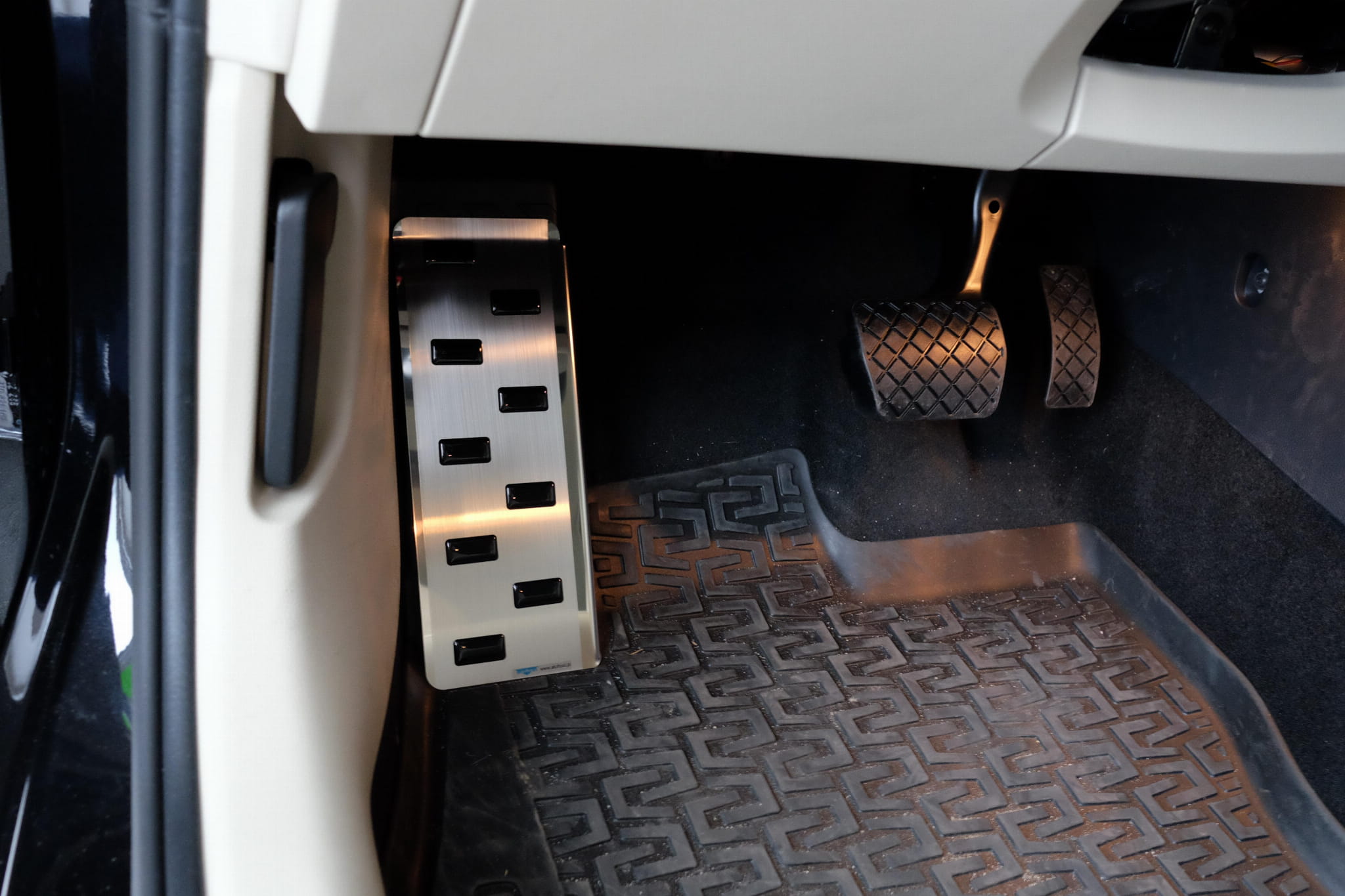 Skoda_Octavia_III _32-3971-4896x3264.JPG