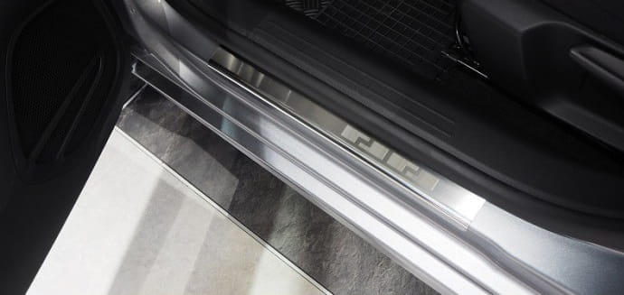 nakladki-progowe-stal (2).jpg