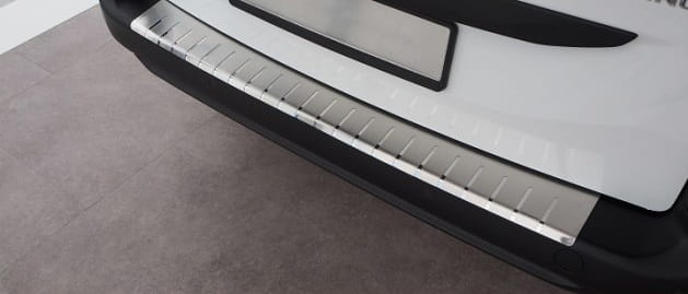 nakladka-z-zagieciem-na-zderzak-stal (2).jpg