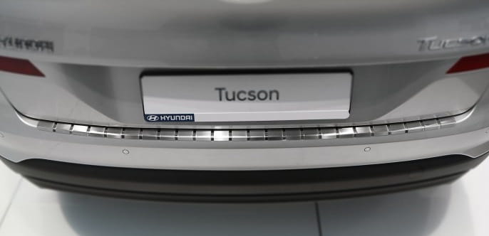 nakladka-z-zagieciem-na-zderzak-stal-hyundai-santa-fe-iii-fl (1).jpg