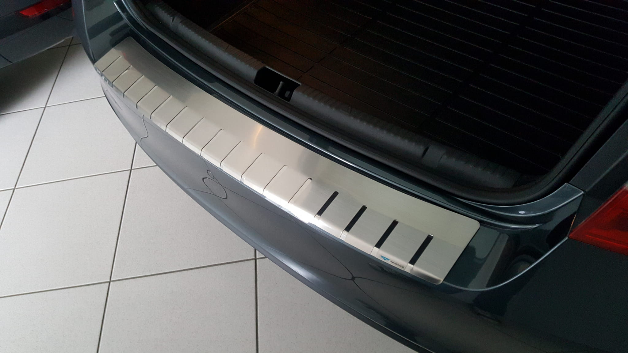 Skoda_Rapid_4D_25-3998_01 (1).jpg