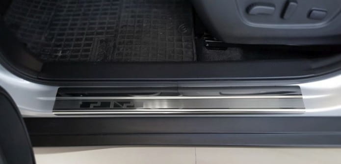 nakladki-progowe-stal (10).jpg