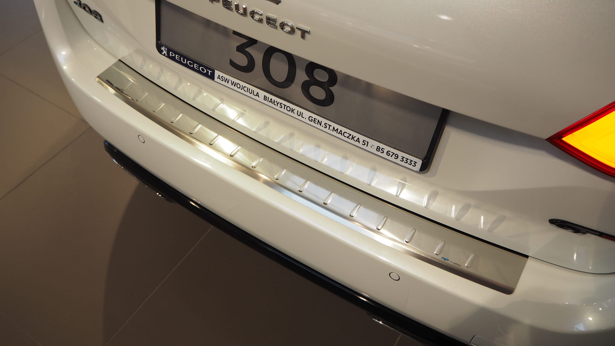 Peugeot_308_SW_II_FL_60-5590_02.JPG