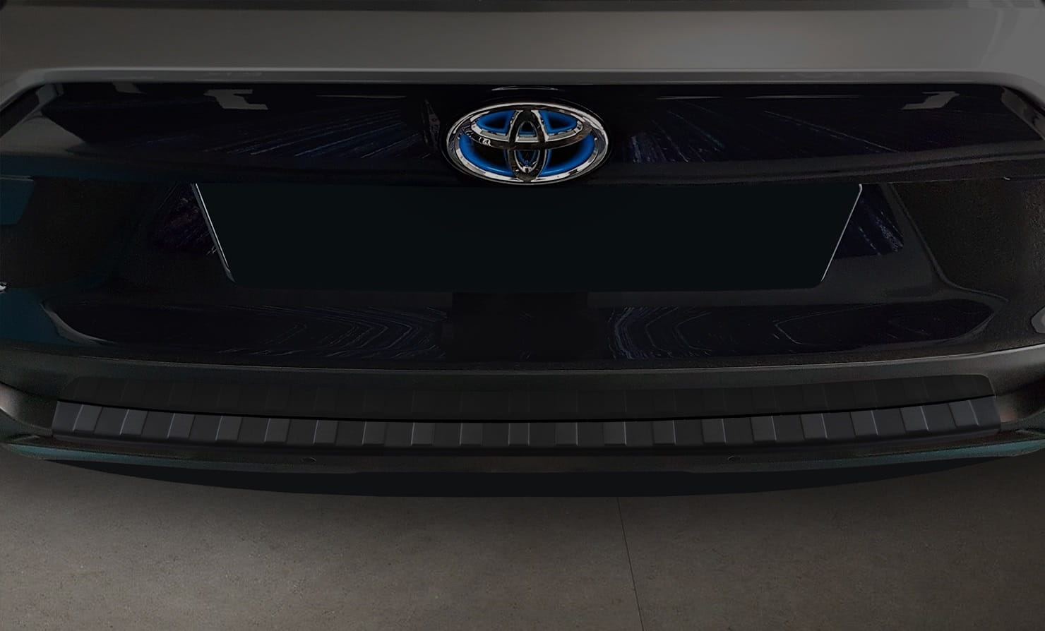 2 40375 TOYOTA RAV 4 V 2018- LB4L.jpg