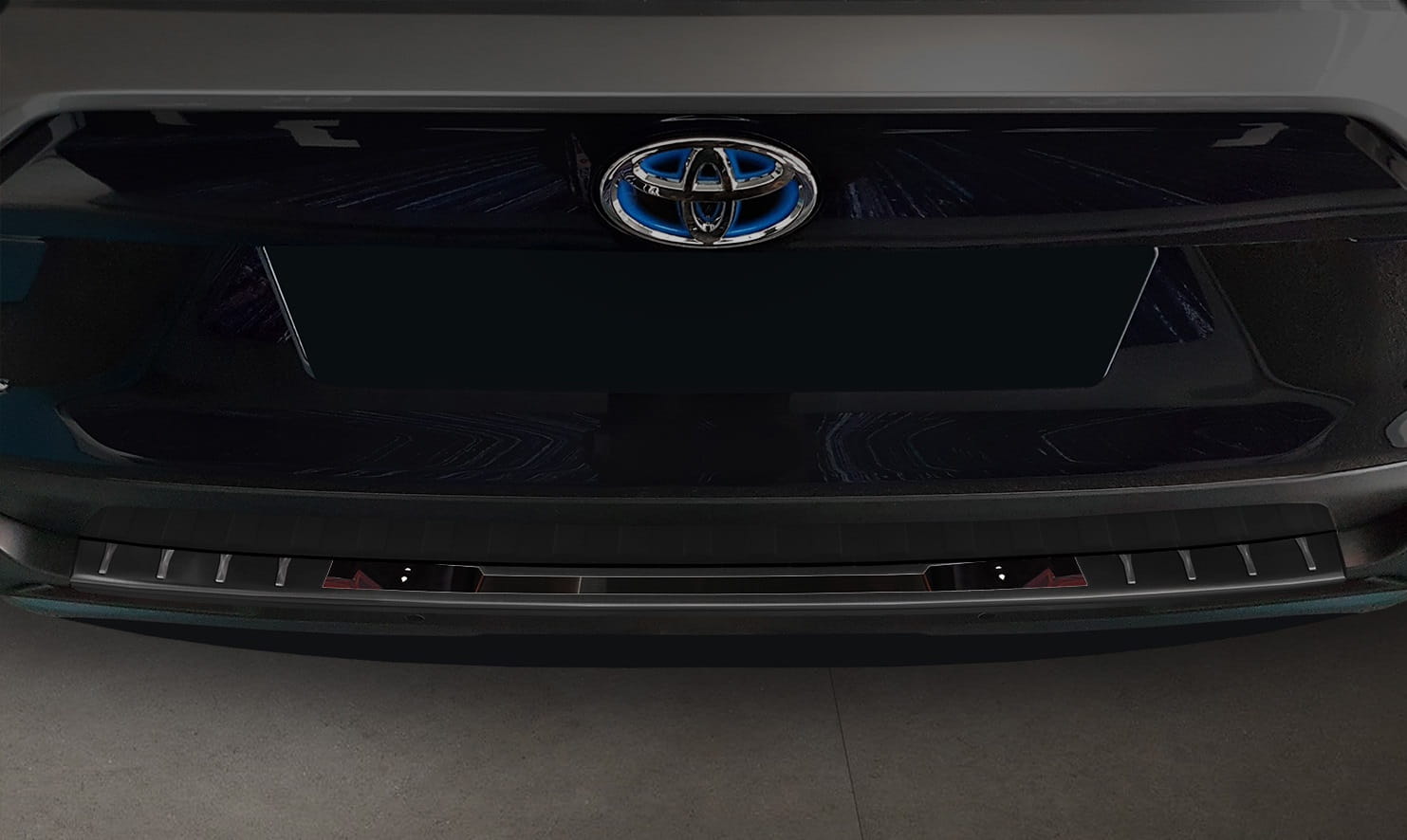 2 50205 TOYOTA RAV 4 V 2018- LB4L.jpg