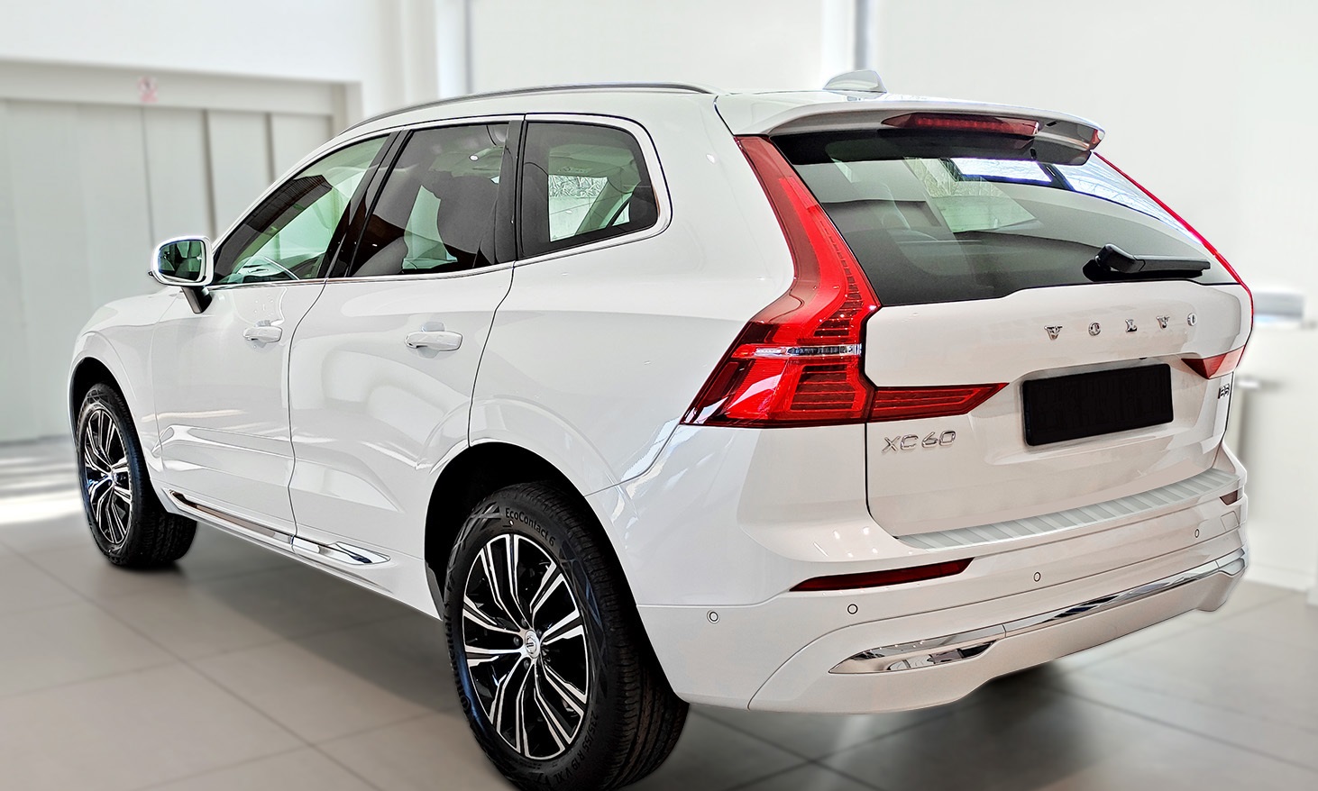2 41106 VOLVO XC60 II 2017-2021, FL.2021- TL.jpg