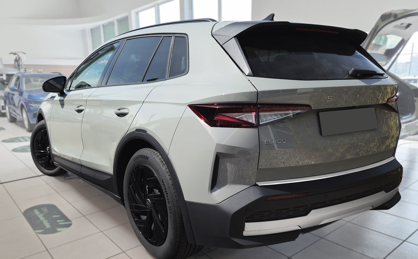 2 41107 SKODA ELROQ 2025- TL.jpg