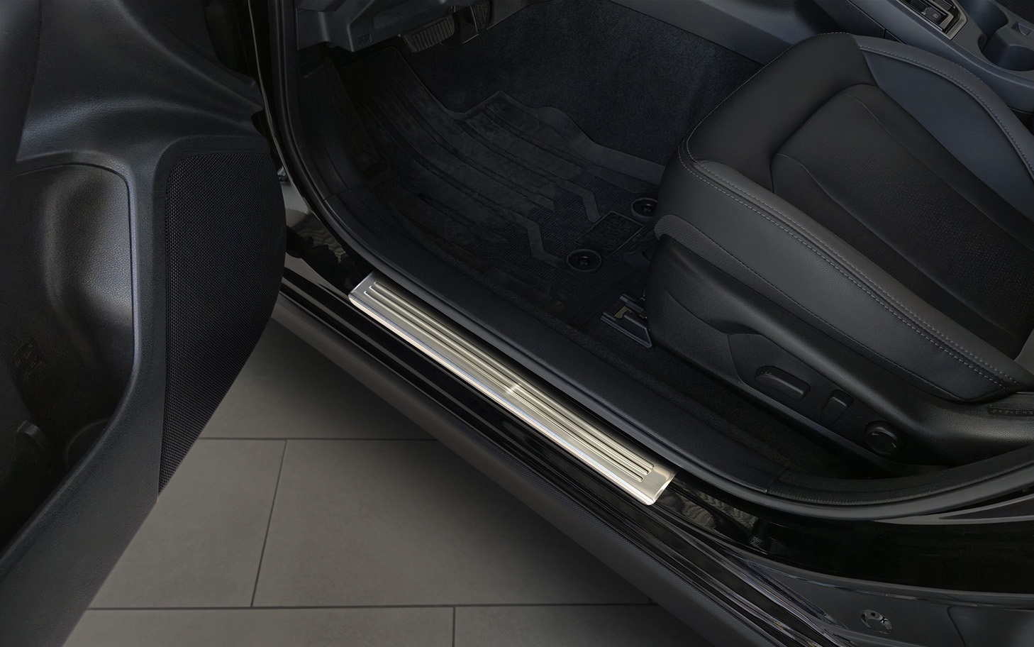 2 20207 SUBARU CROSSTREK 2024- NP1L.jpg