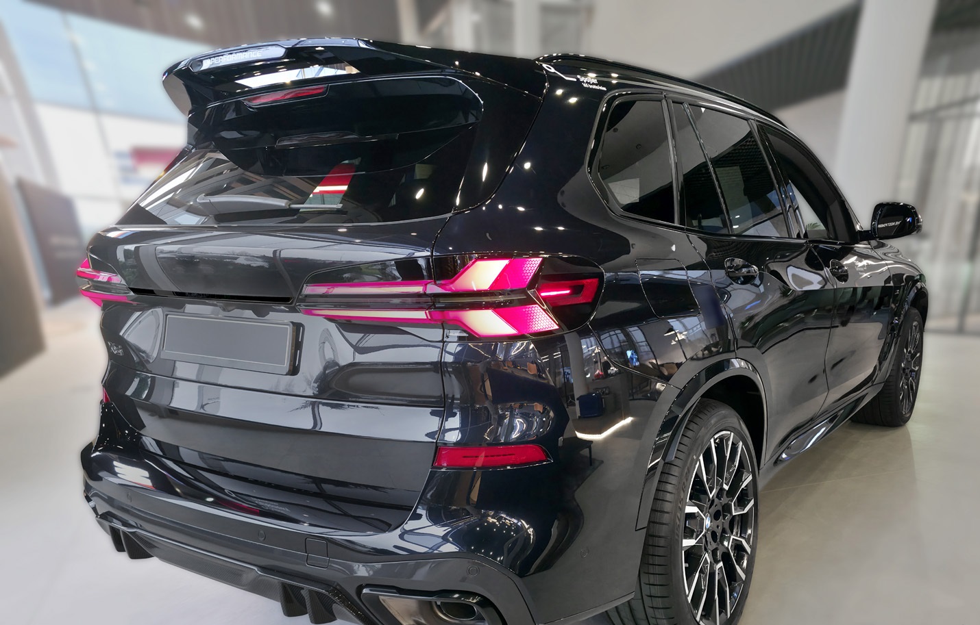 2 51203 BMW X5 IV (G05) M-PAKIET 2018-2023, FL.2023- 05- TL.jpg