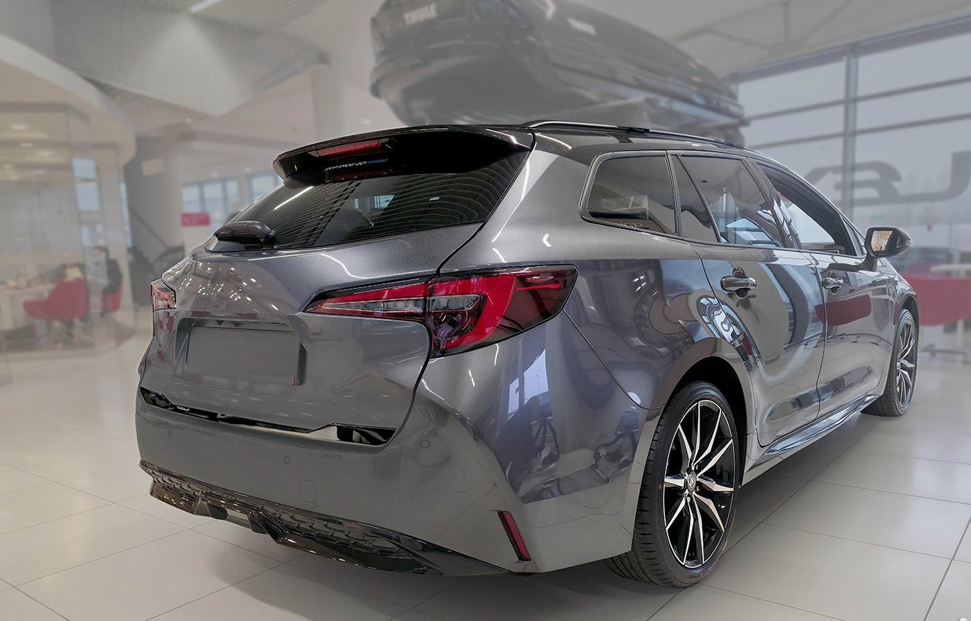2 51120 TOYOTA COROLLA XII TOURING SPORTS 2018- TL.jpg