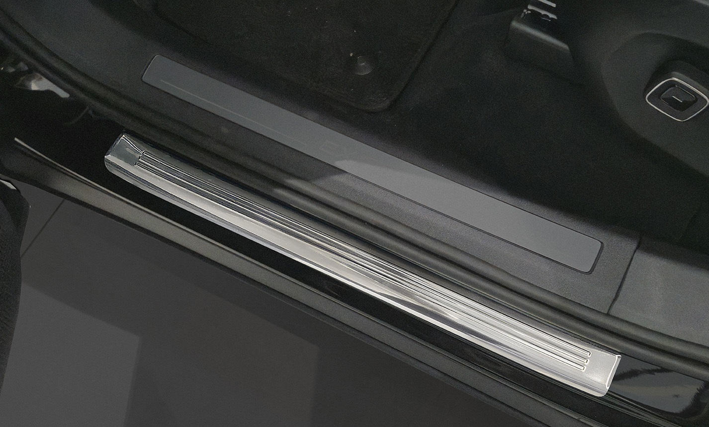 2 17035 Volvo EX 90 2024- NP2L.jpg
