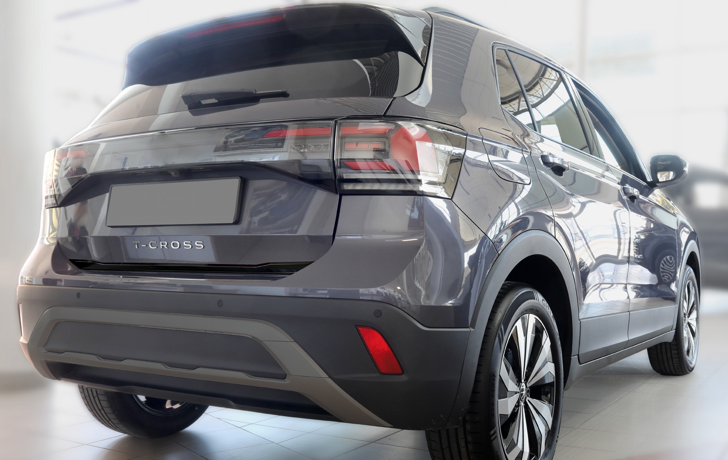 2 51130 Volkswagen T-CROSS 2018- 2024, FL 2024- TL.jpg