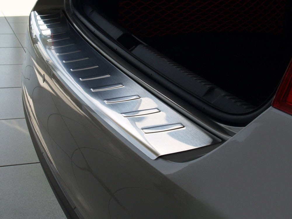 Skoda-Rapid- sedan1.jpg