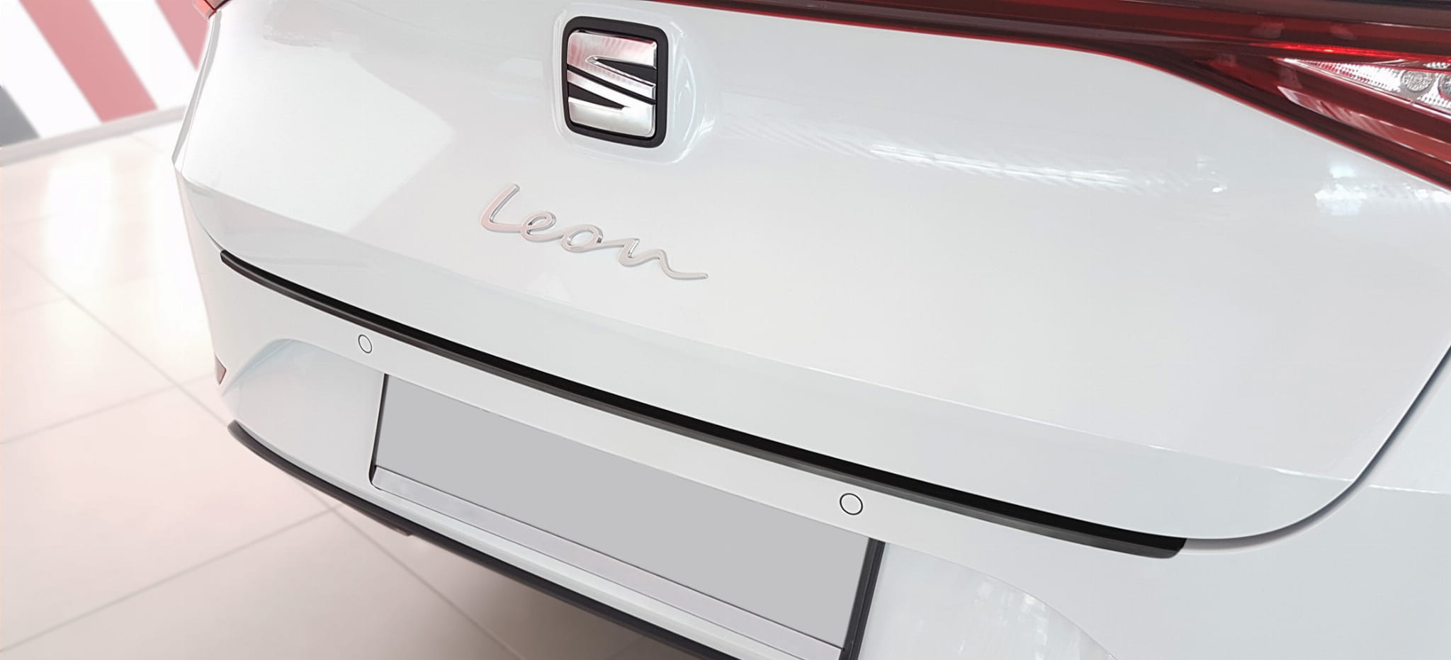 2 45246 SEAT LEON IV SPORTSTOURER KOMBI 2020-LB5L.jpg